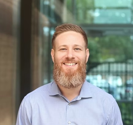 DR. JONATHAN EISEN